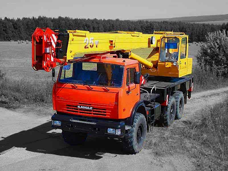 Кран-КАМАЗ